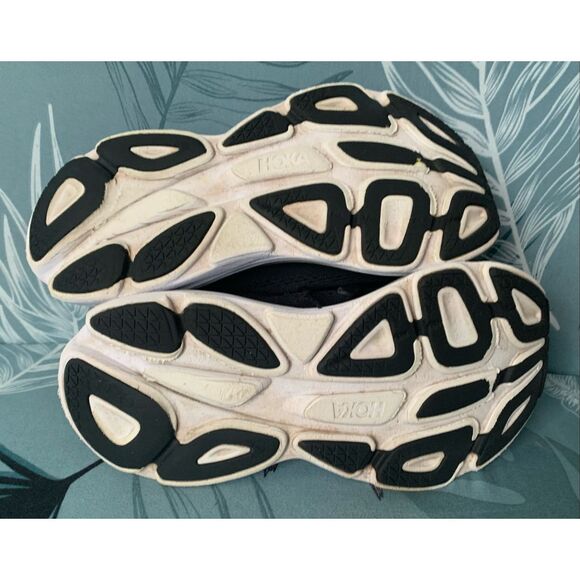 HOKA ONE ONE Bondi 8 black white Sneakers Gym SHOES women’s 7.5 - Picture 8 of 10